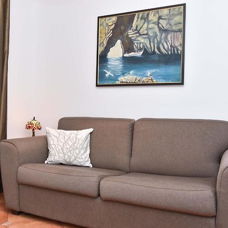 Apartments Adok Budva Eksteriør billede