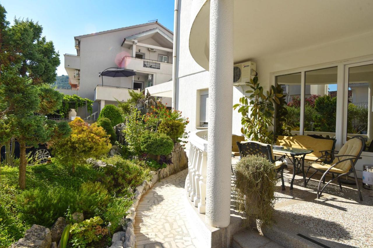Apartments Adok Budva Eksteriør billede