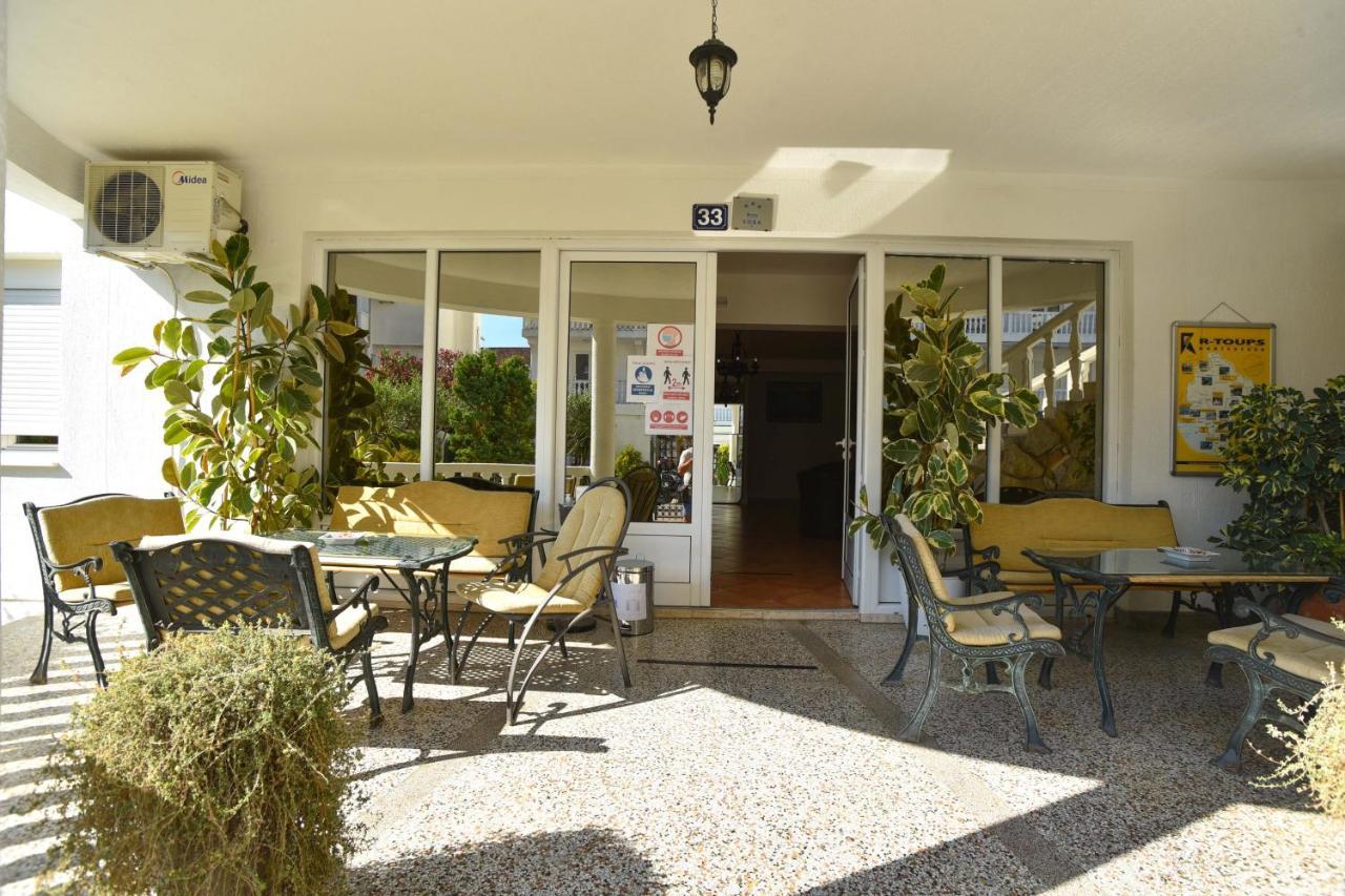 Apartments Adok Budva Eksteriør billede
