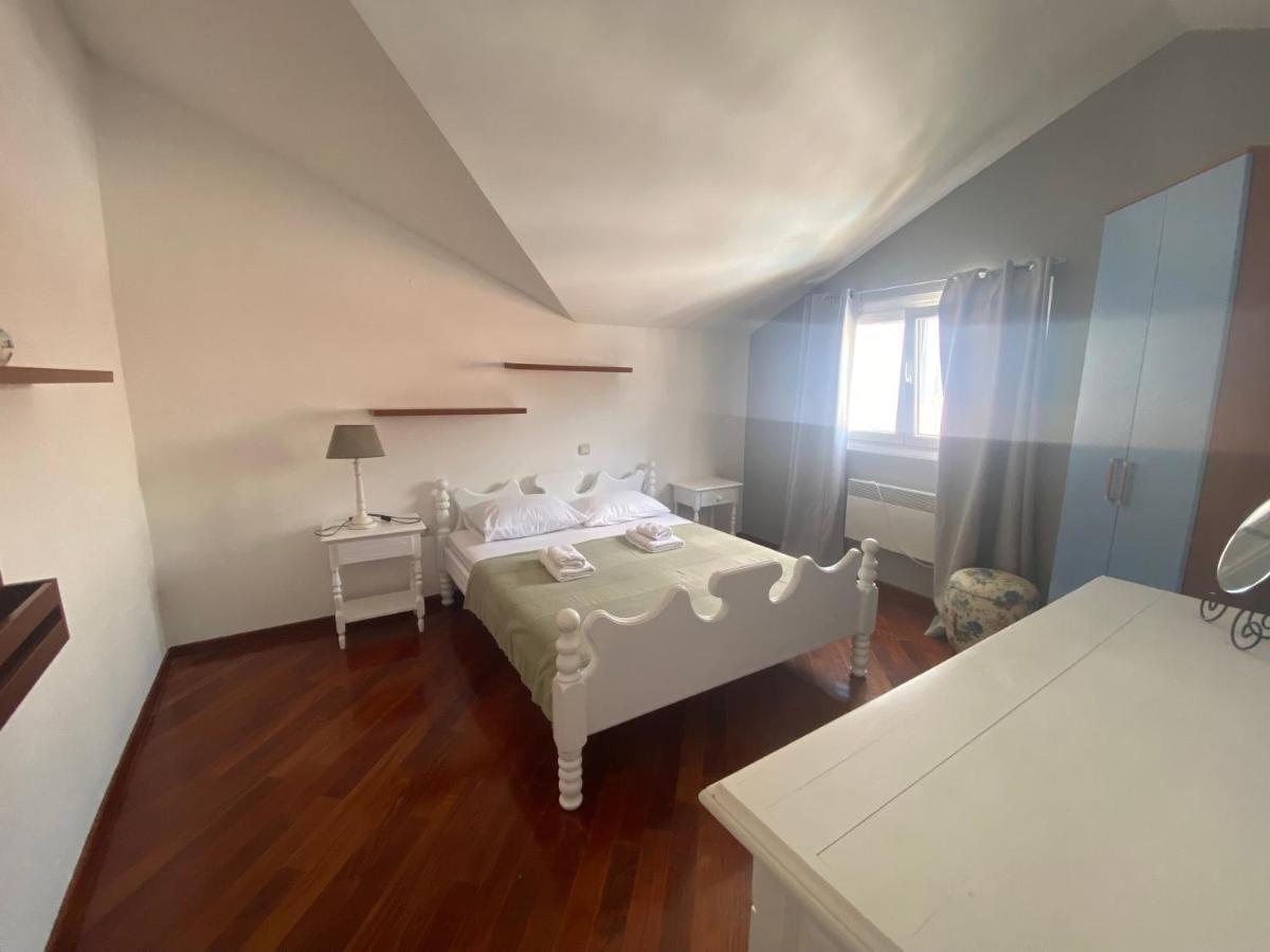 Apartments Adok Budva Eksteriør billede