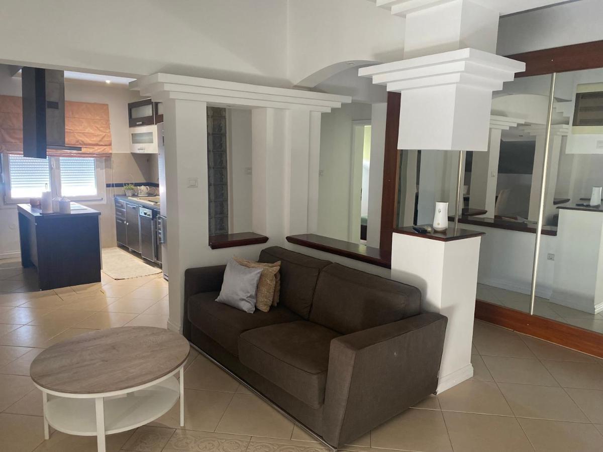 Apartments Adok Budva Eksteriør billede