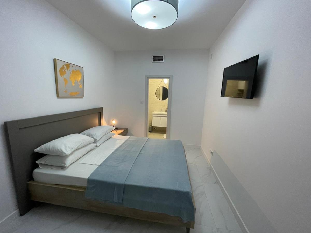 Apartments Adok Budva Eksteriør billede